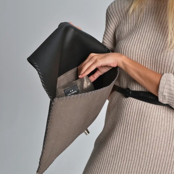 Custom Made Clutches - Picture 7 of 12